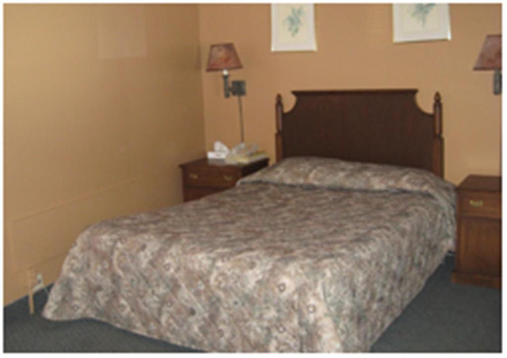 גטינו Motel Du Parc Masson מראה חיצוני תמונה